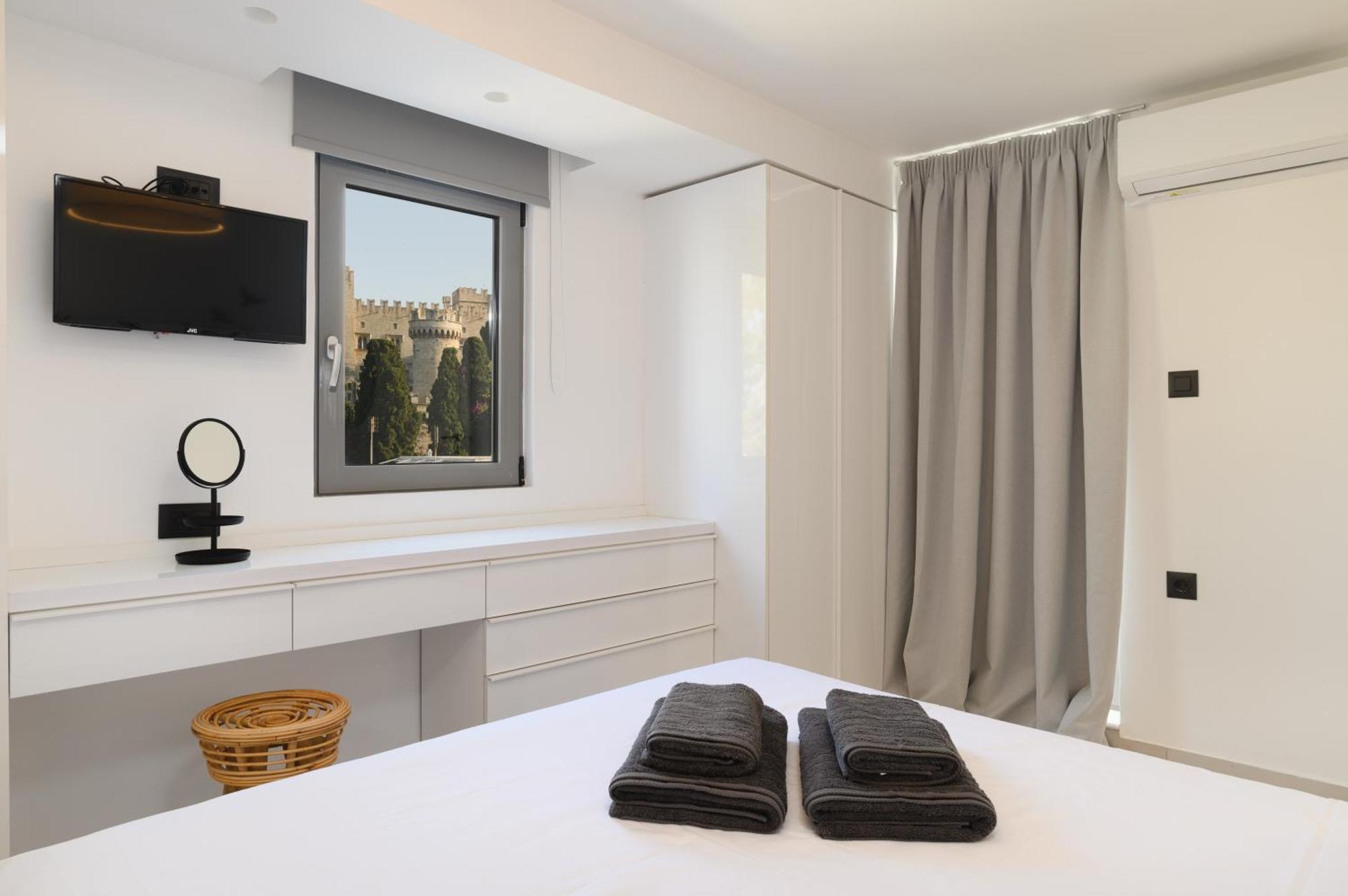 Rhodes City Castelo View Luxury Apt מראה חיצוני תמונה